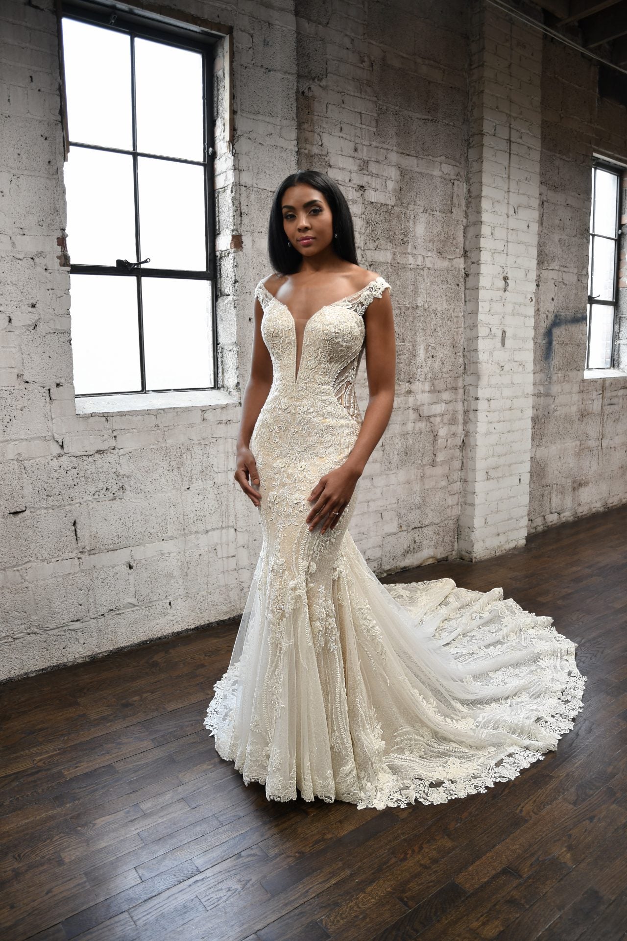902 Wedding Dress - Wedding Atelier NYC Martina Liana - New York City  Bridal Boutique